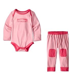 NWT Patagonia capilene set 18-24M